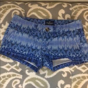 American Eagle patterned shorts 00